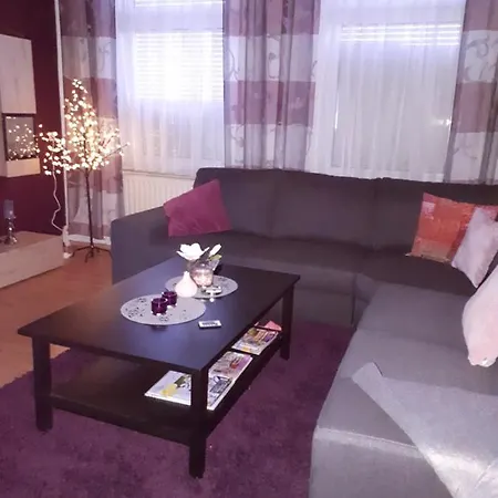 Zum Schuster Apartment