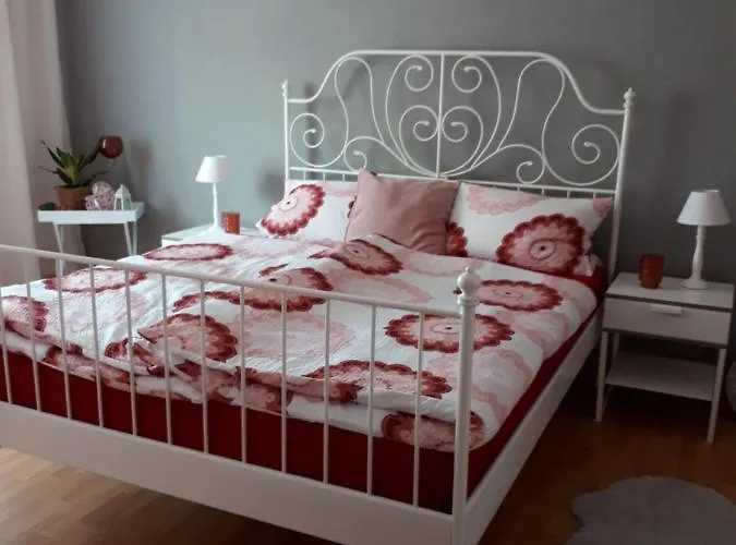 Zum Schuster شقة هالبي