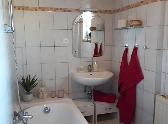 Zum Schuster هالبي